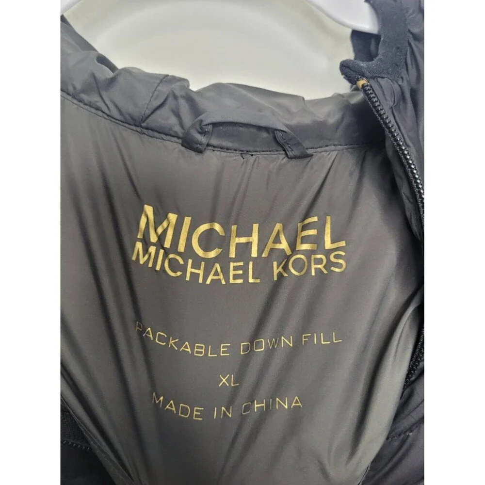 Michael Michael Kors Packable Light Weight Down Fill Jacket size XL FLAW